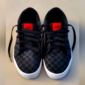 Vans Seldan low top 6.5 youth